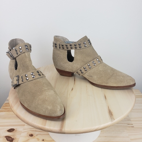 Anthropologie Matisse Neil Booties Size 8.5 Suede Leather Studded Buckle Western - Picture 9 of 14